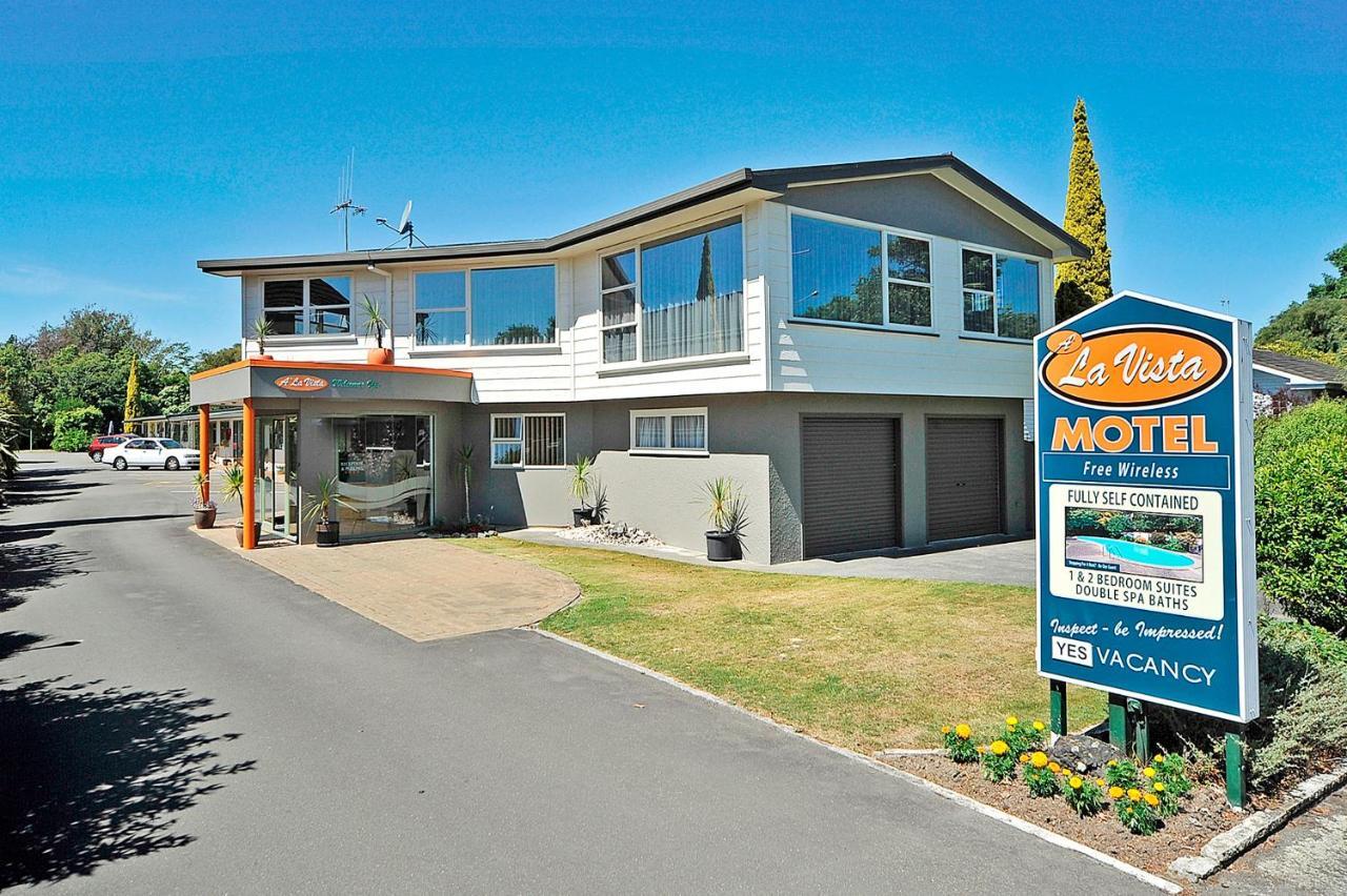 A'La Vista Motel 파머스턴노스 외부 사진