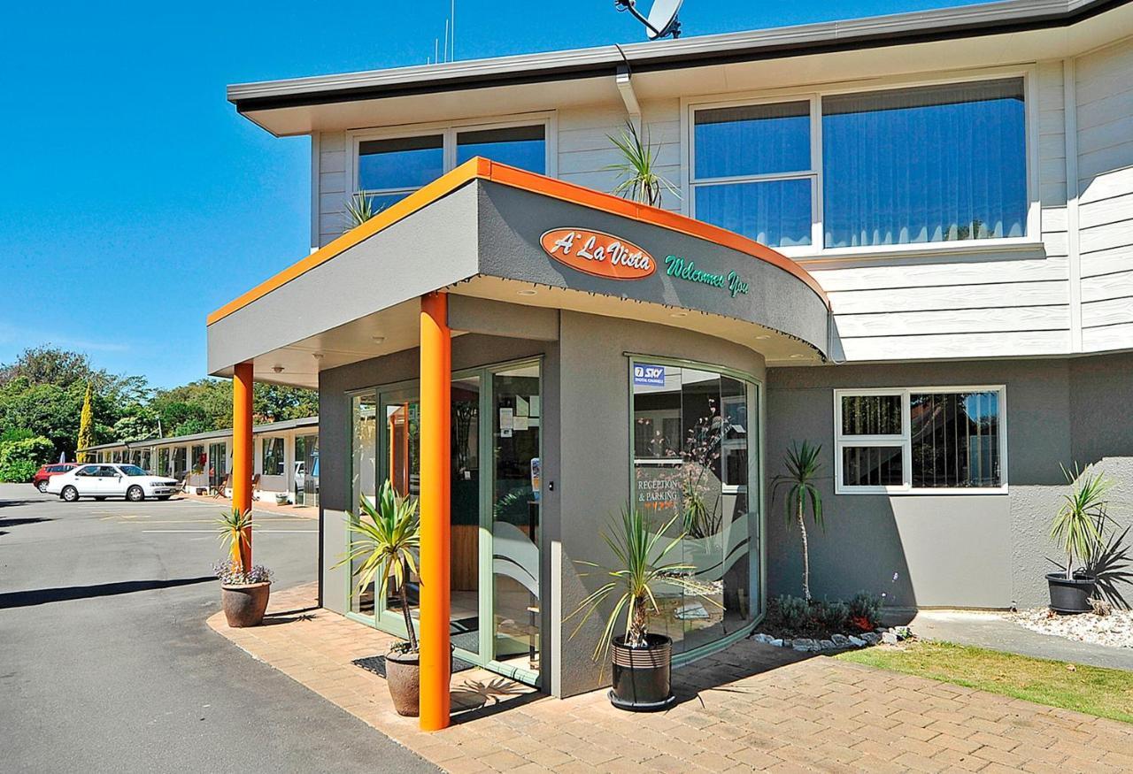 A'La Vista Motel 파머스턴노스 외부 사진